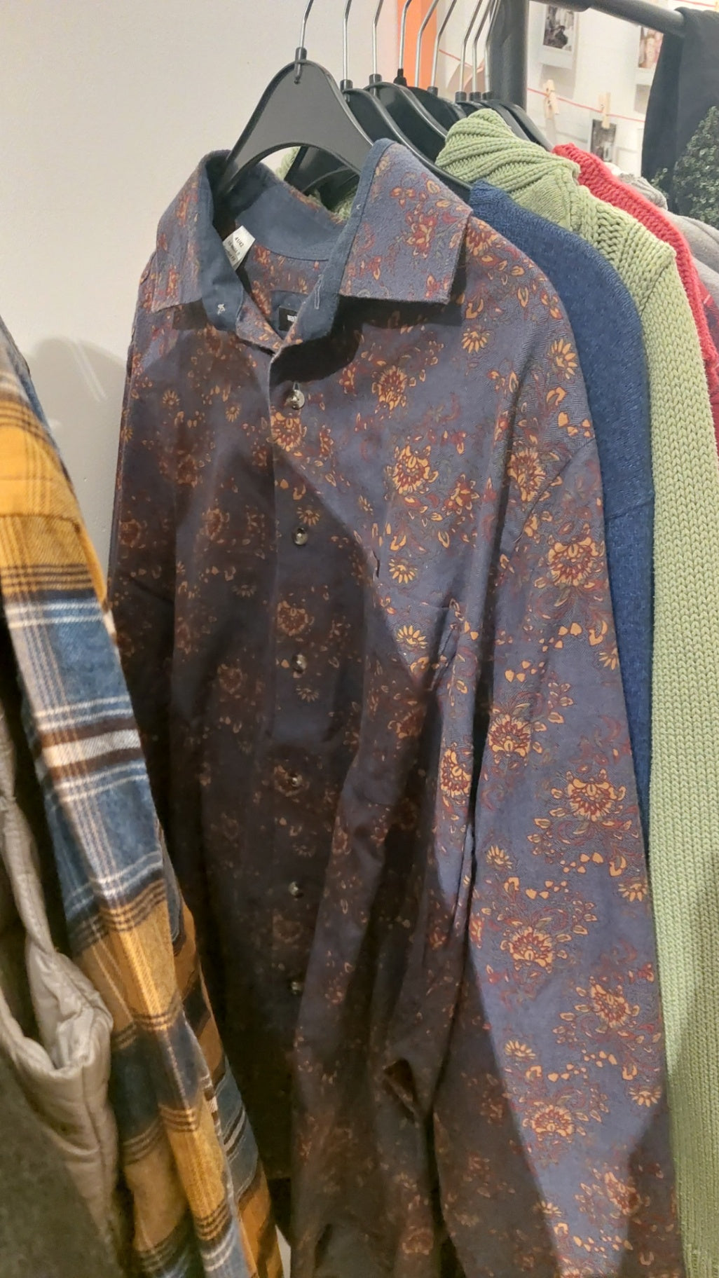 Wallbusch Thermohemd Blau mit floralem Muster Größe: 41/42