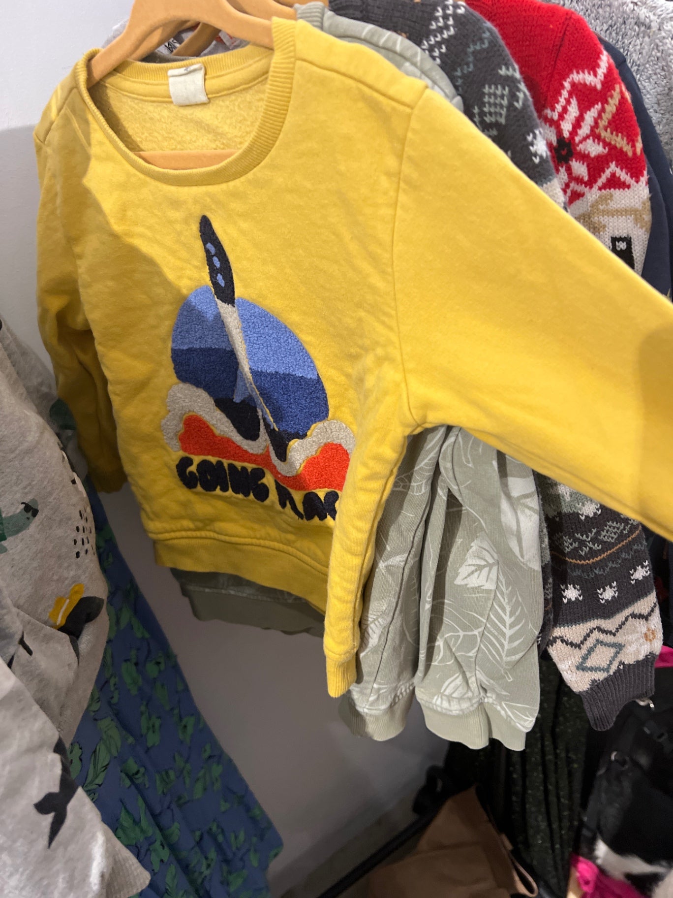 Unbekannt Pullover Gelb Größe: 98/104