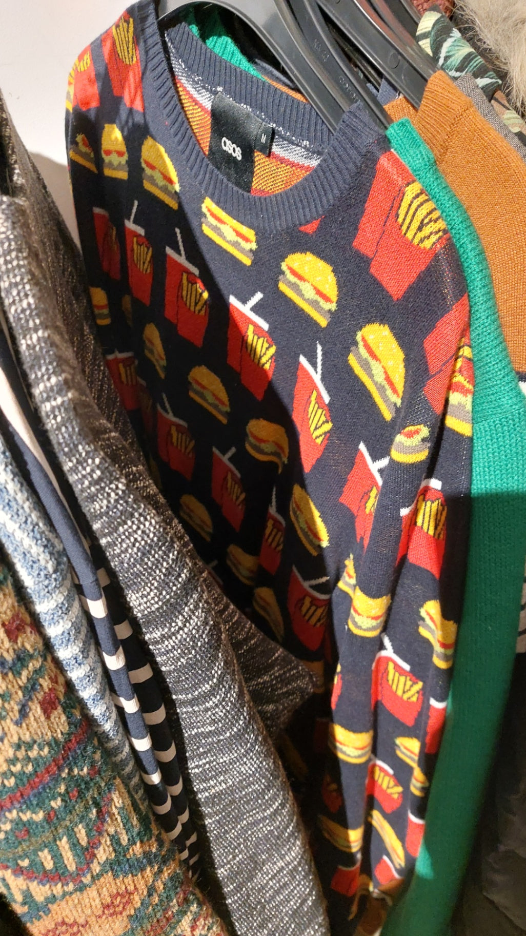ASOS Pullover Schwarzer Mc Donalds Größe: M