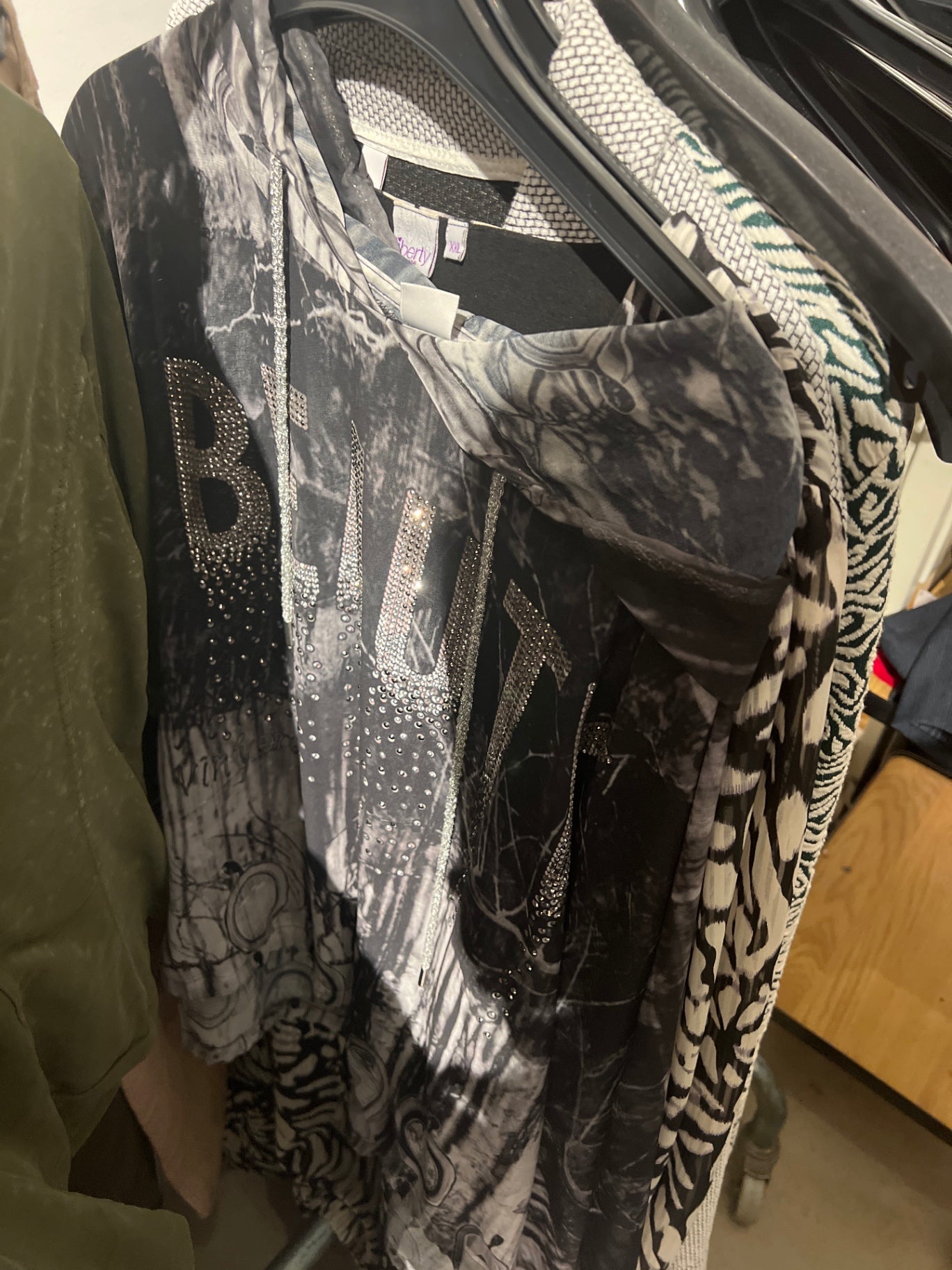 Liberty Bluse Mehrfarbig mit Schwarz und Grau Größe: XXXL