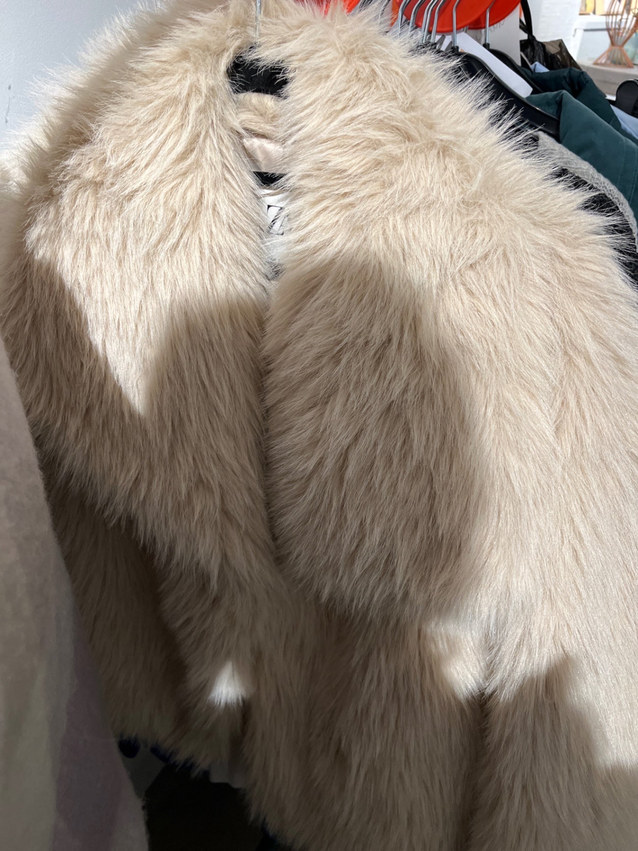 Zara Felljacke Beige Größe: S