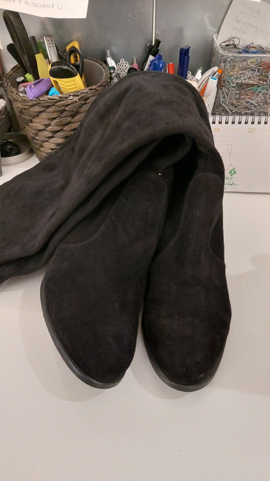 Stiefel Schwarz -NP 1000 Euro- Größe: 38/39