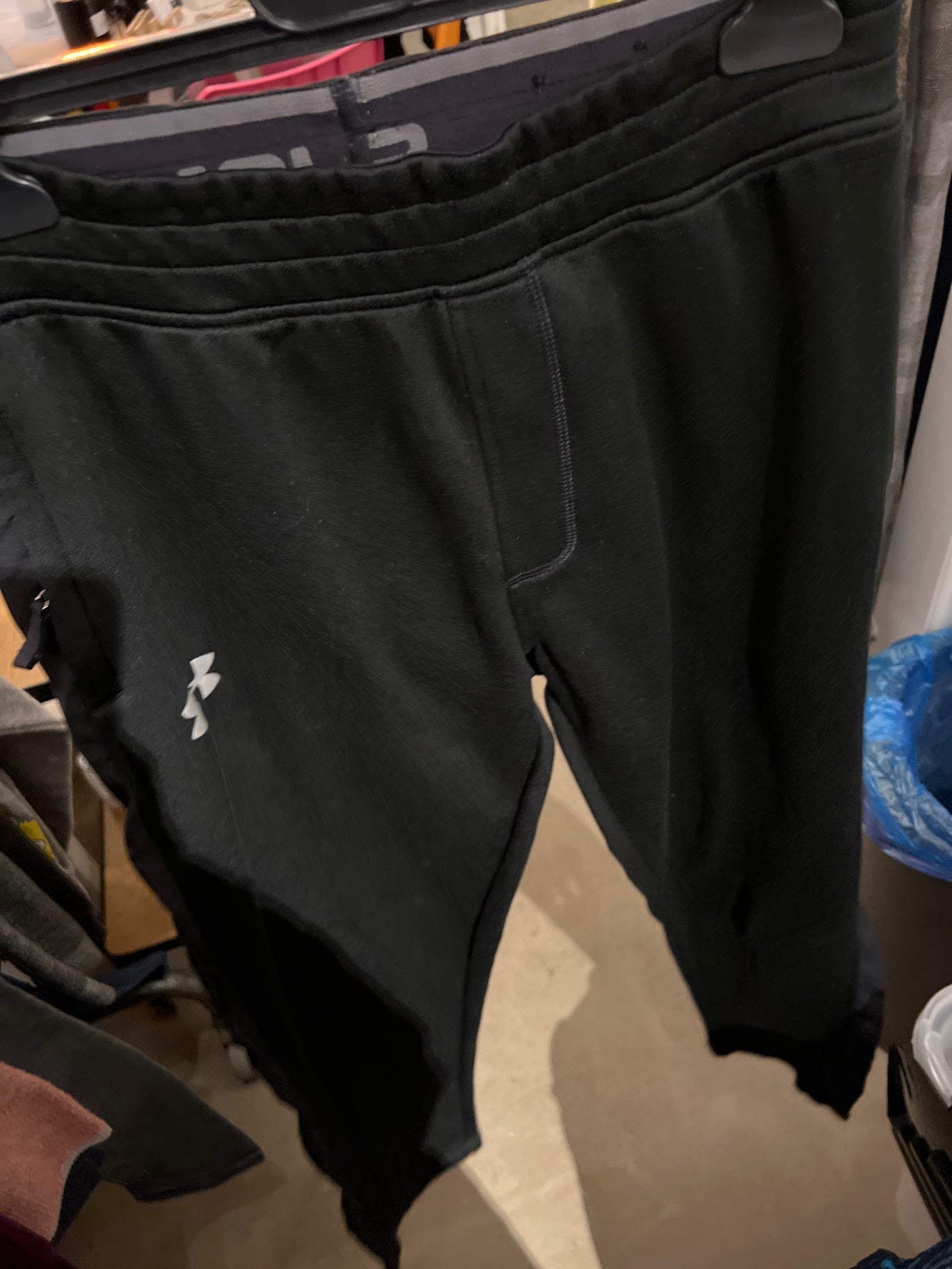 Under Armour Jogginghose Größe: M