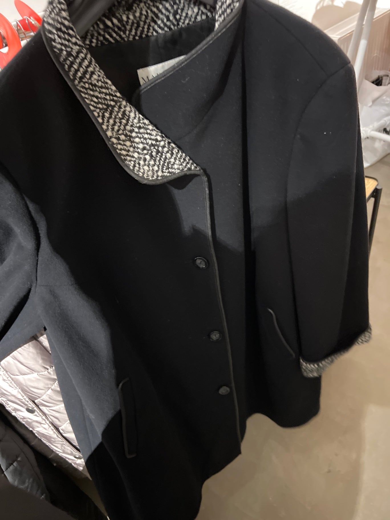 Marcona Mantel Schwarz Größe: XXXL