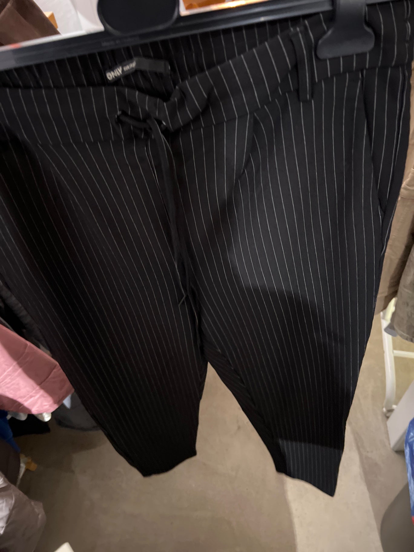 ONLY Hose Nadelstreifen Größe: XL