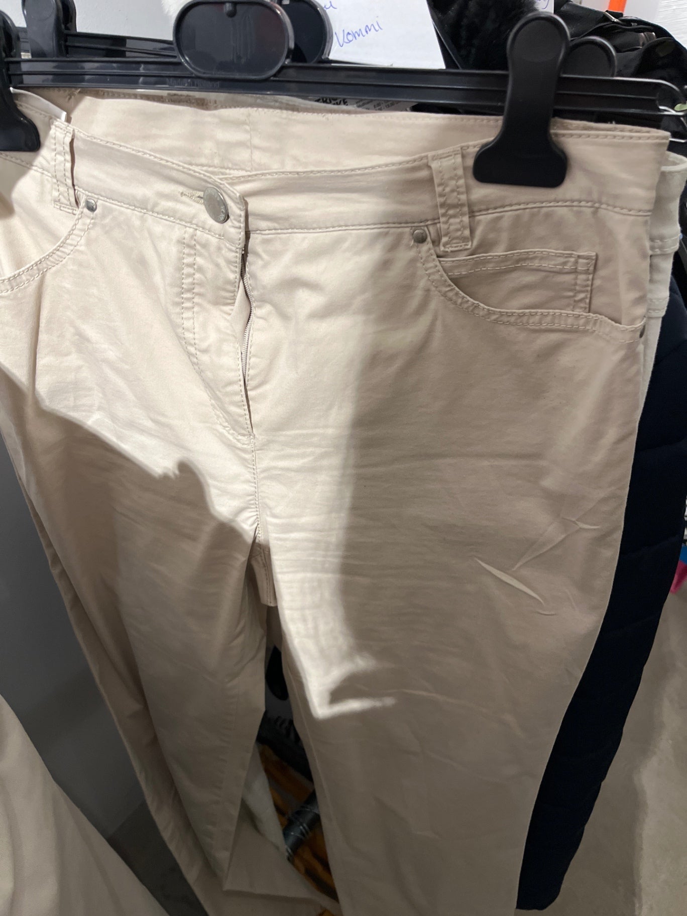 Toni Hose Beige Größe: 40