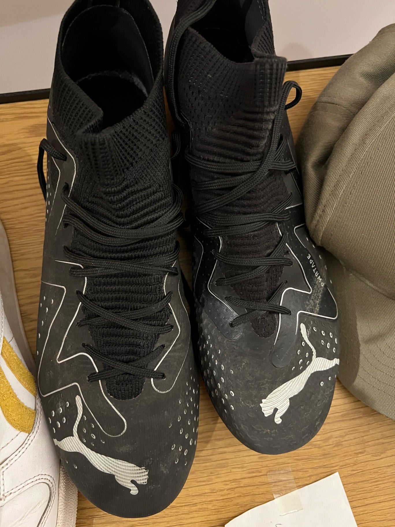 Puma Fußballschuhe Schwarz Größe: 40,5