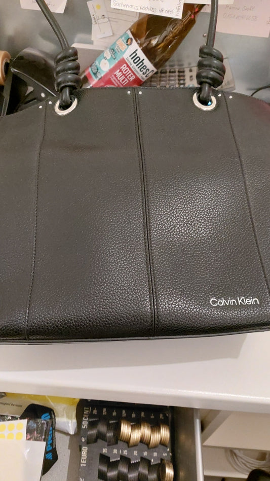 Calvin Klein Handtasche Schwarz