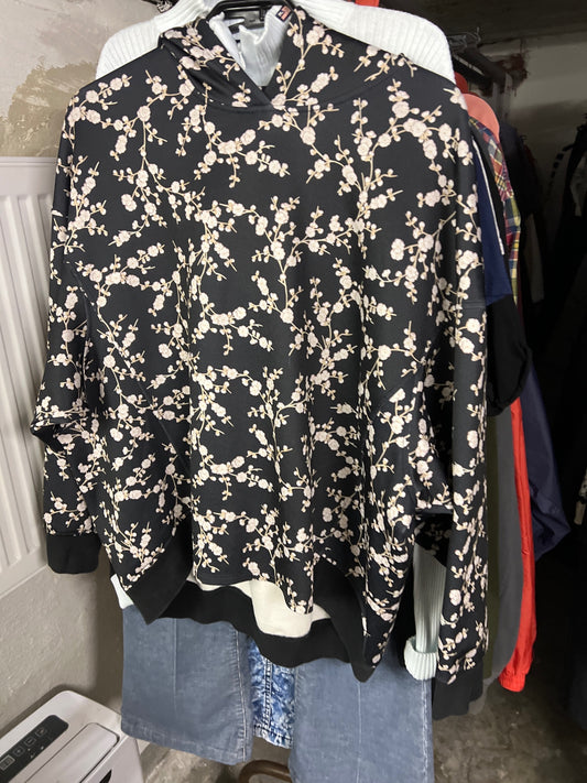 Pullover Blumenmuster Größe: M