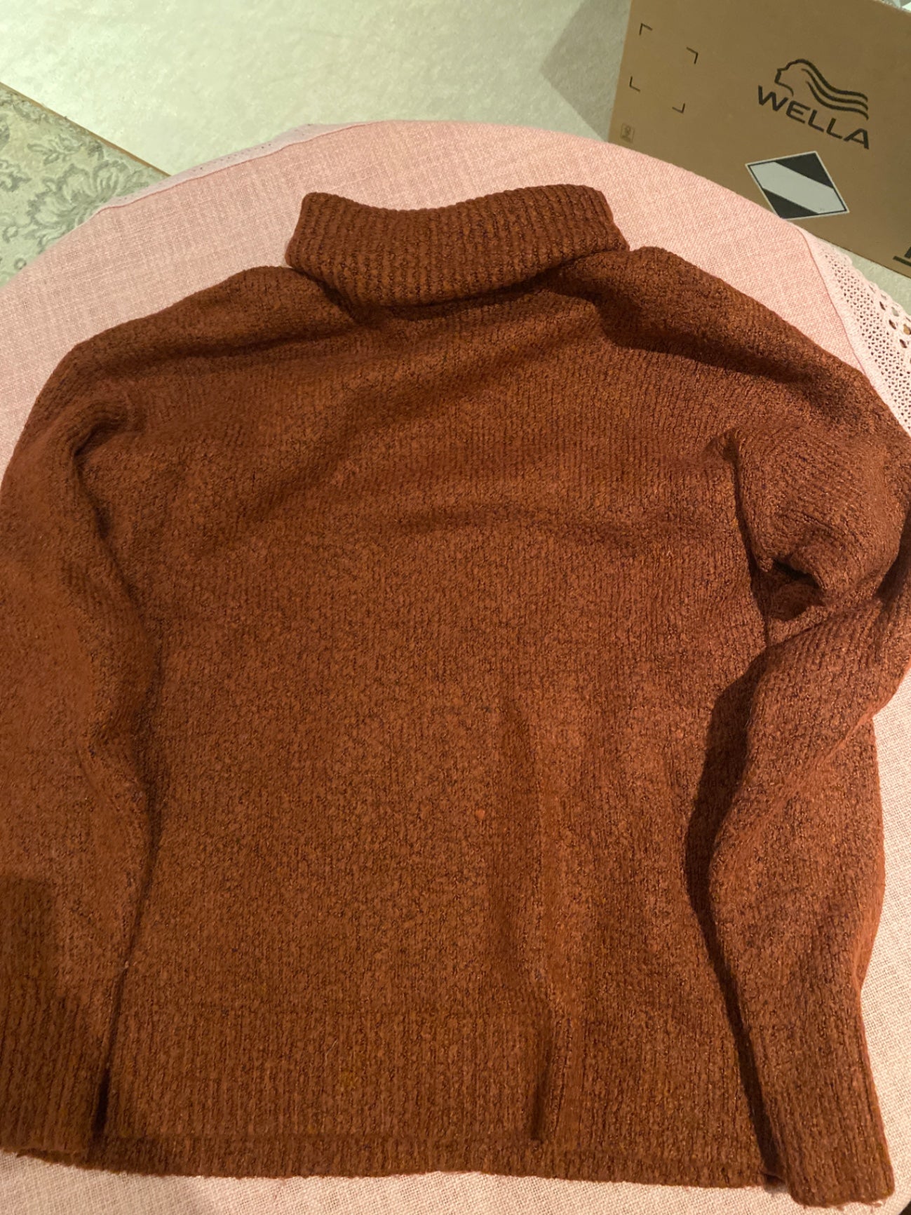 Rostbrauner Rollkragenpulli S