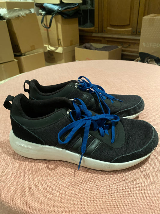 Schwarze Adidas Sportschuhe
