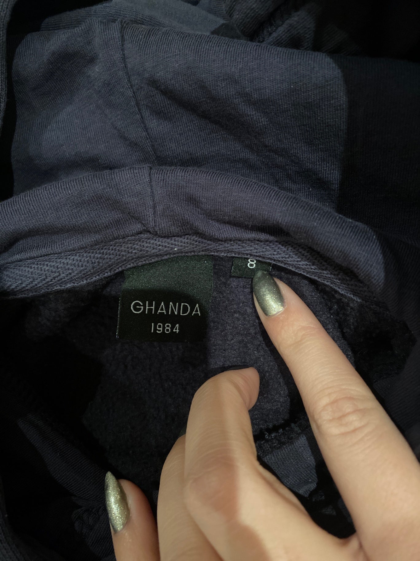 Dunkelblauer Ghanda Pulli