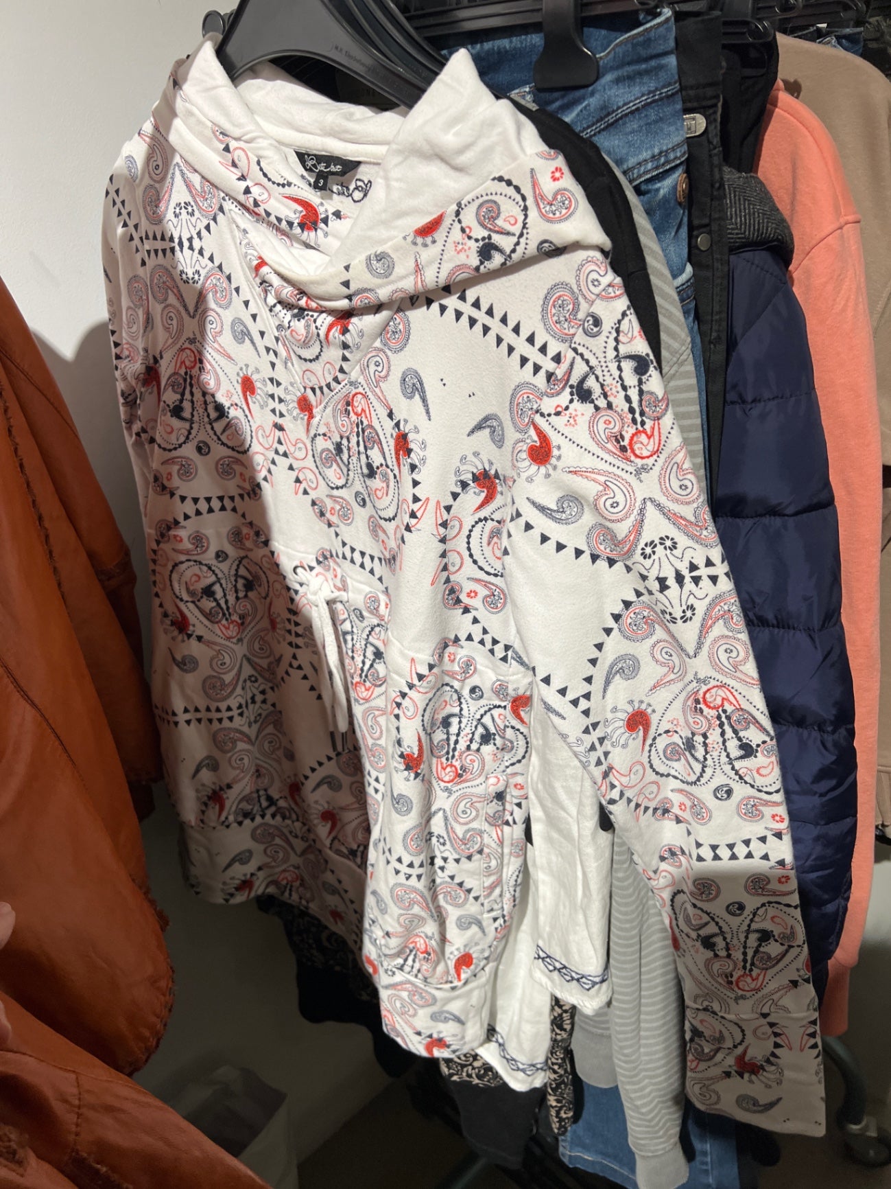 Bete Bat Hoodie WeißGröße: M
