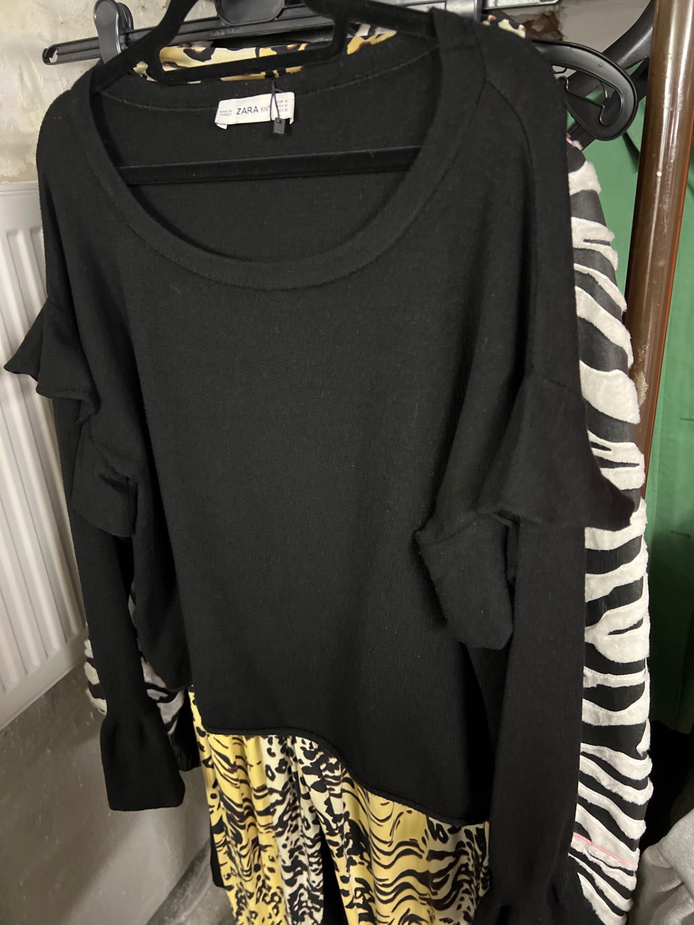 Zara Pullover Schwarz Größe: M