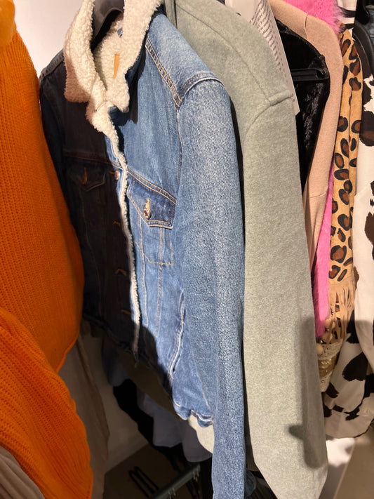 157 Jeansjacke Größe: XS