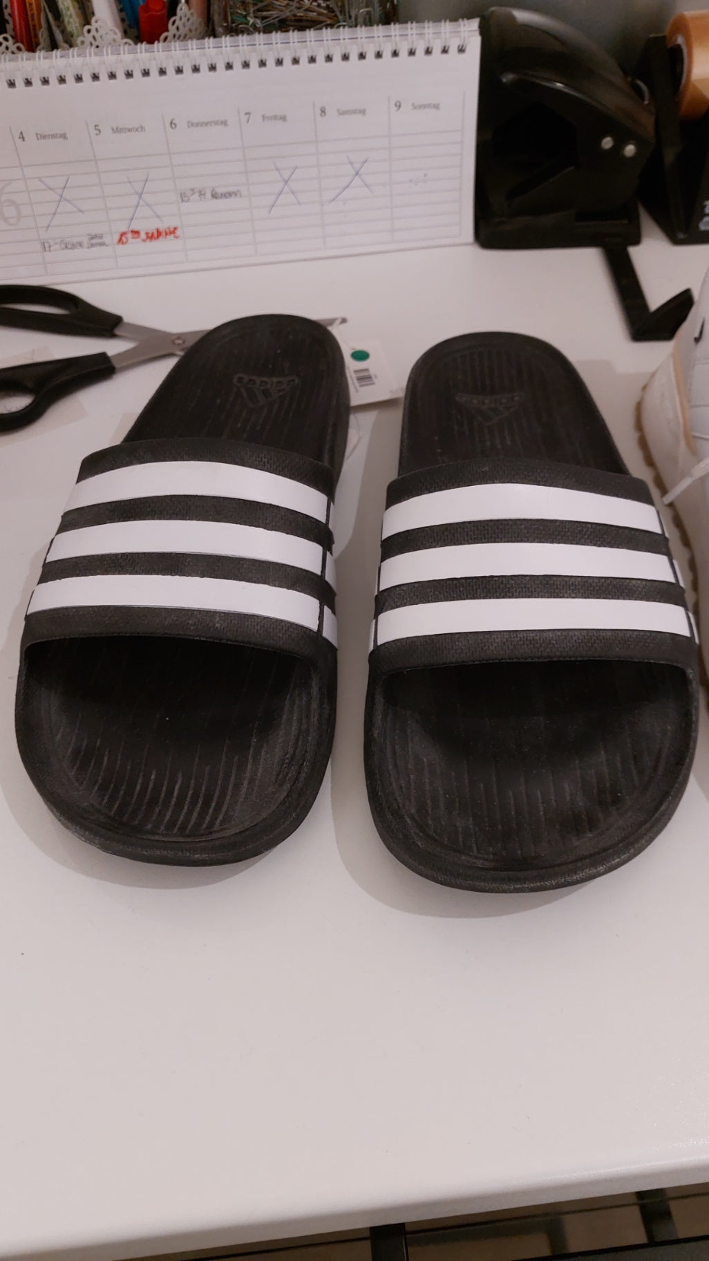 Adidas Badeschlappen Größe: 40