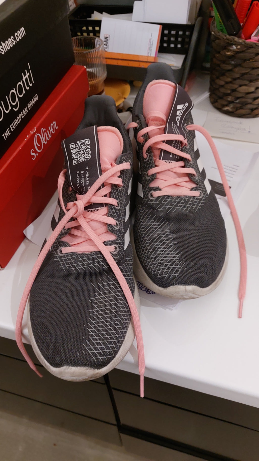 Adidas Sneaker Größe: 43
