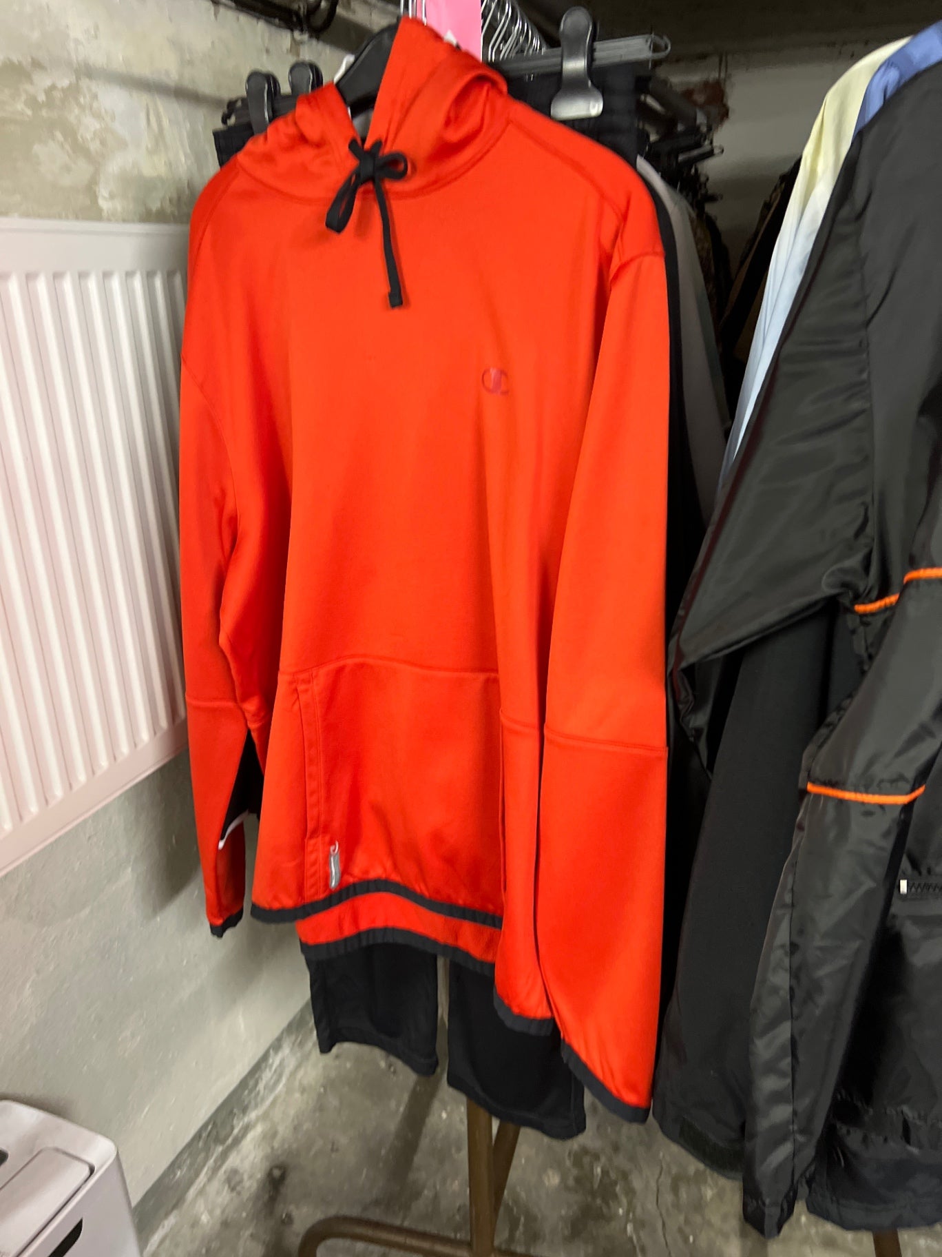 Champion Hoodie (Reduziert da Spuren) Größe: XL