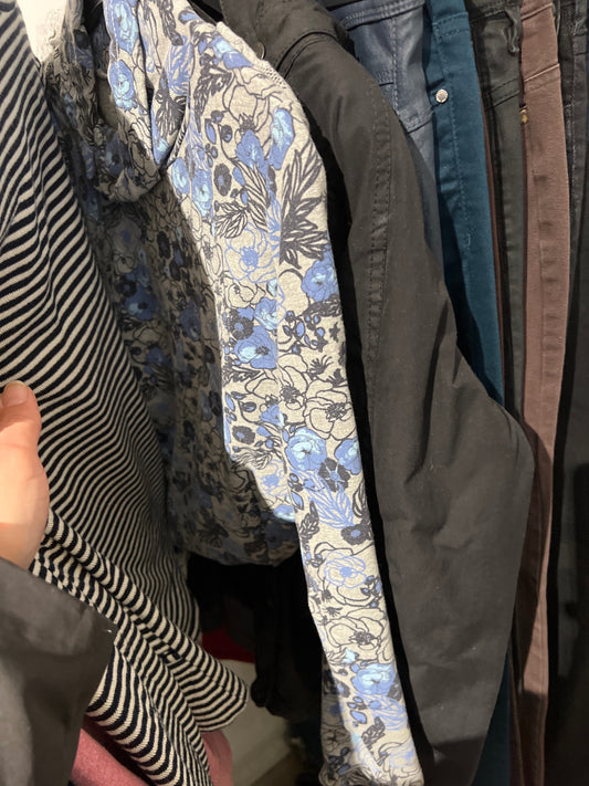 Sweatshirt blaue Blumen Größe: S