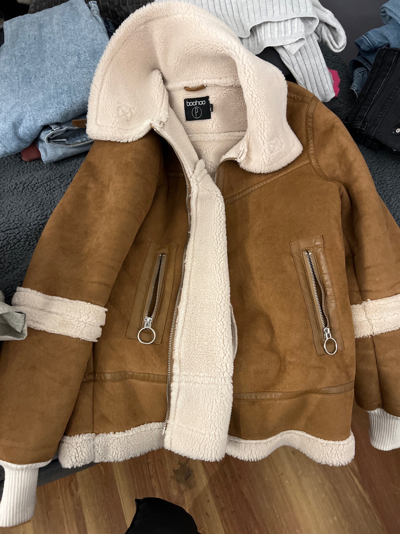 Boohoo Jacke Größe: M