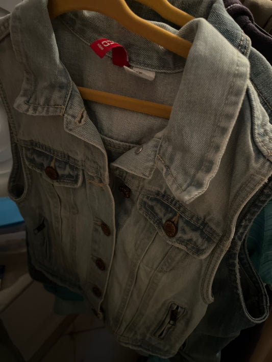 DIVIDED Jeansweste Größe: 32