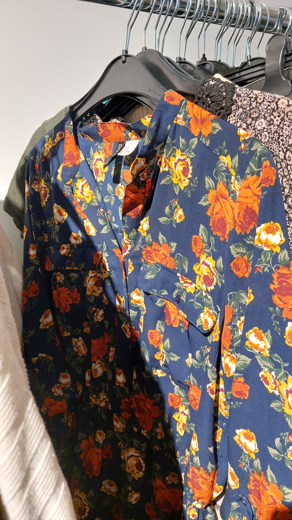 DIVIDED Bluse Größe: 42