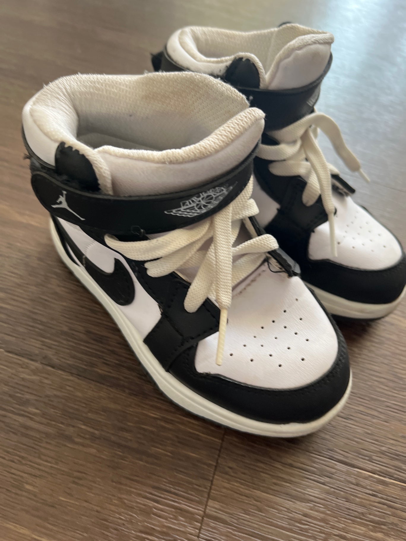 Nike Sneaker Größe: 25