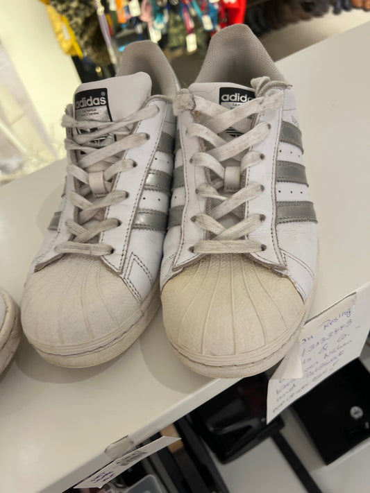 Adidas Superstar Sneaker Größe: 39,5