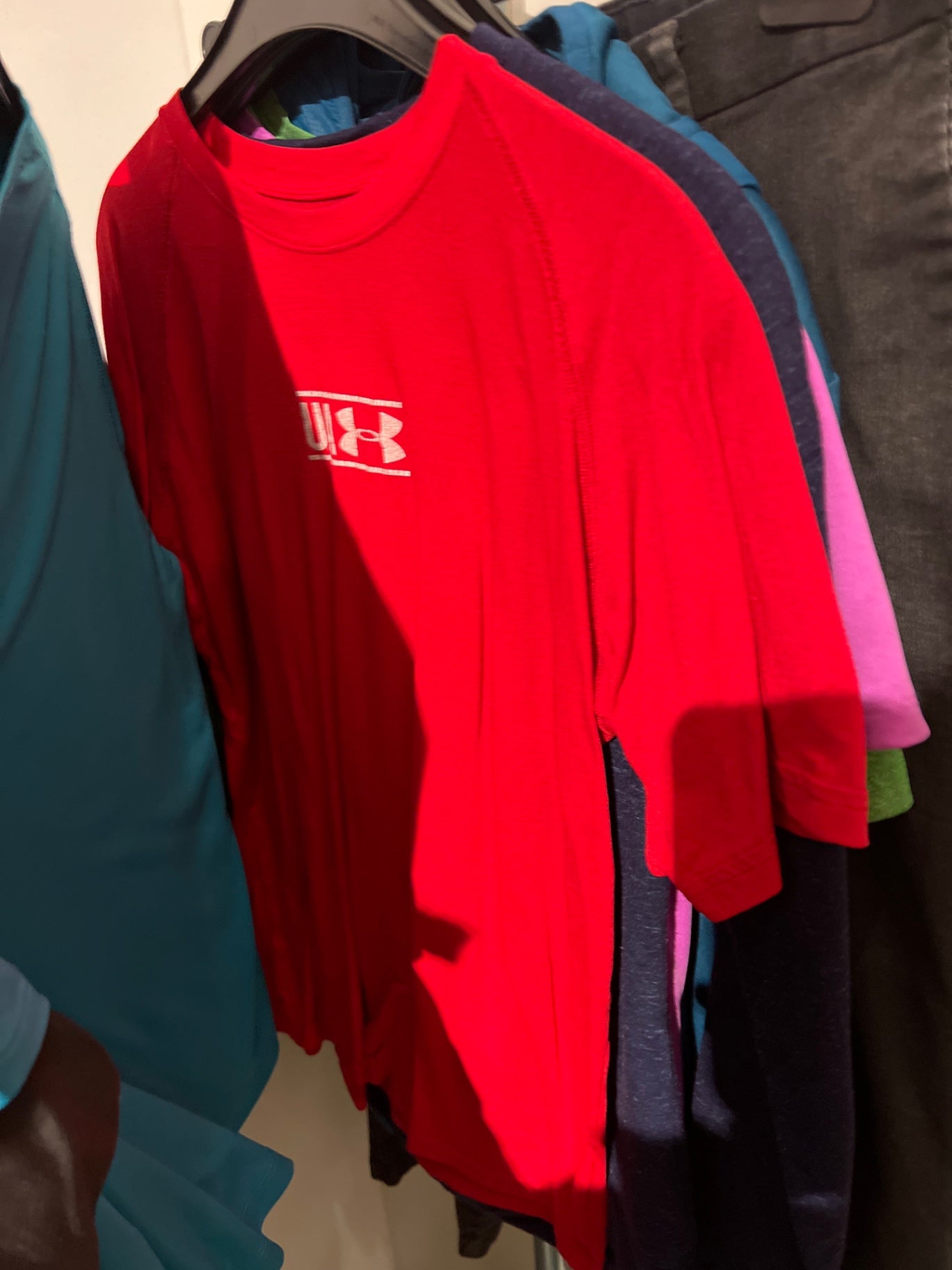 Under Armour T-Shirt Rot Größe: M