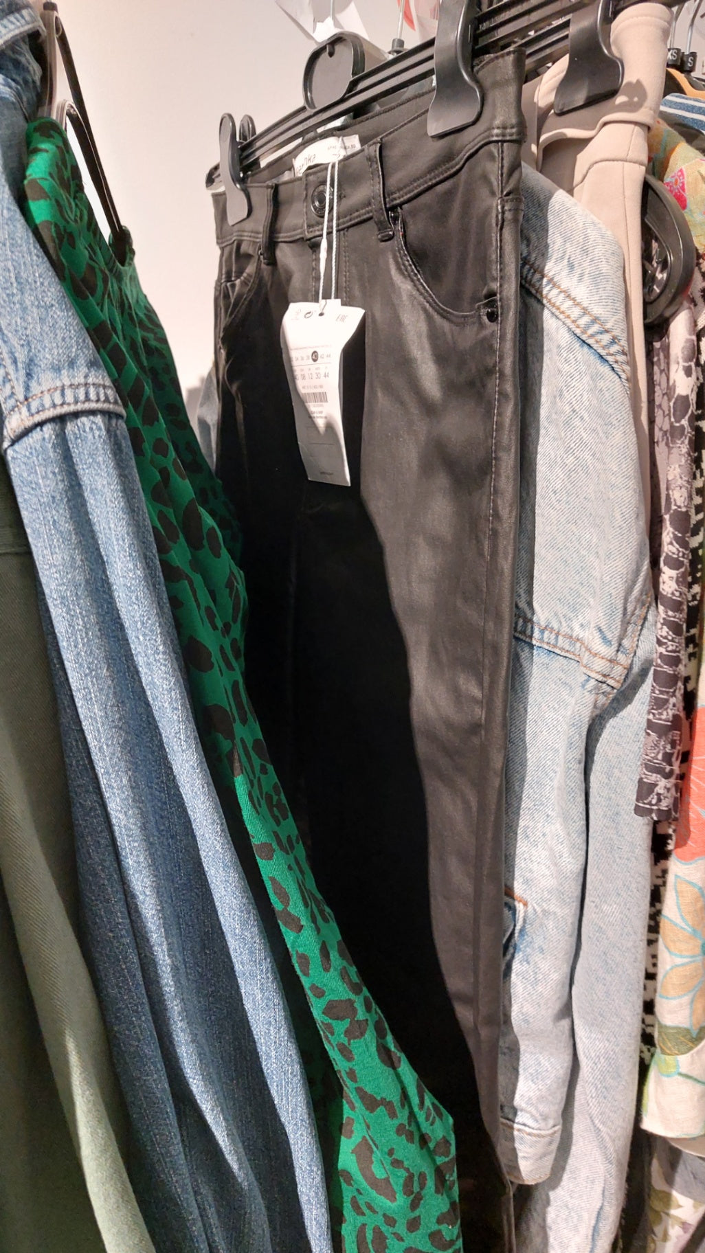 Bershka Hose Schwarz Größe: 40