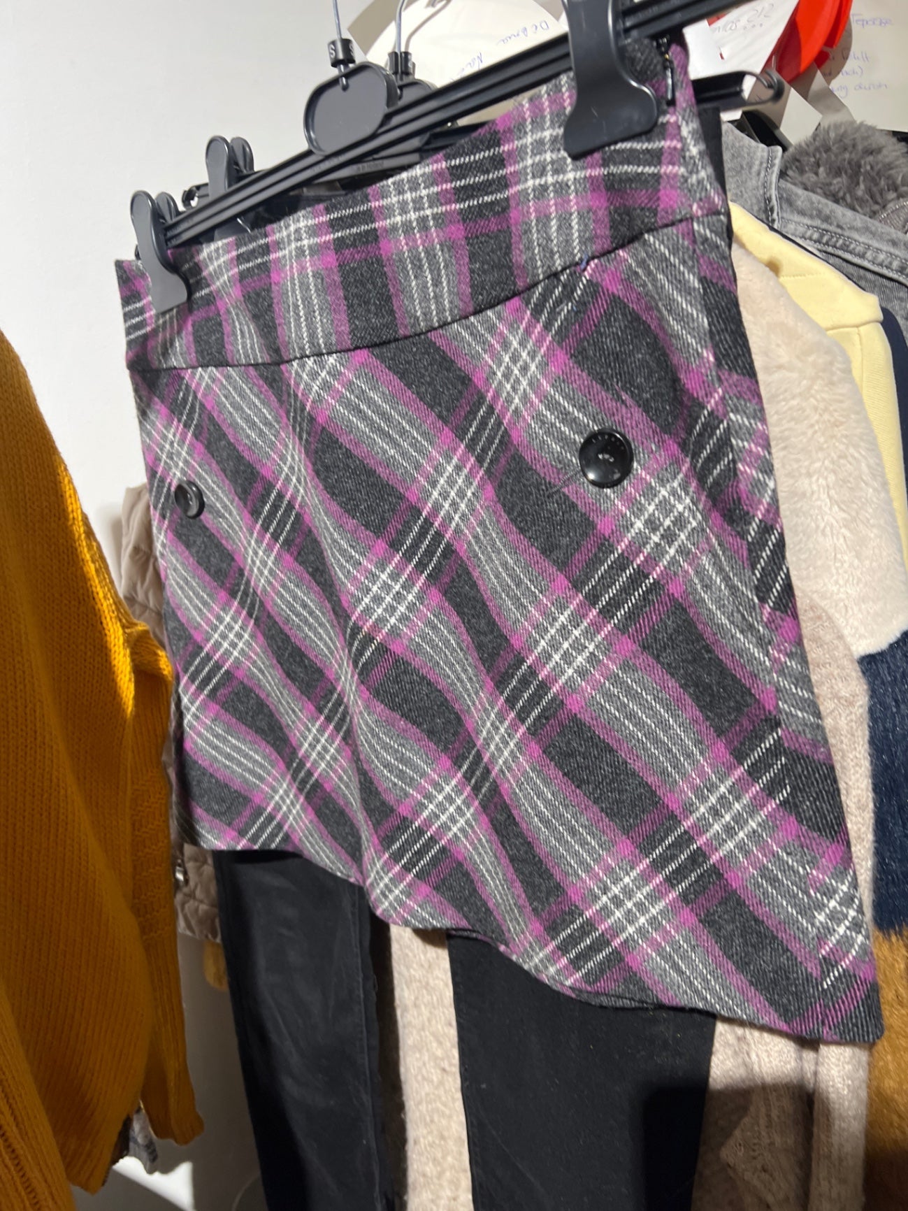 Esprit Rock Grau mit Lila Größe: S