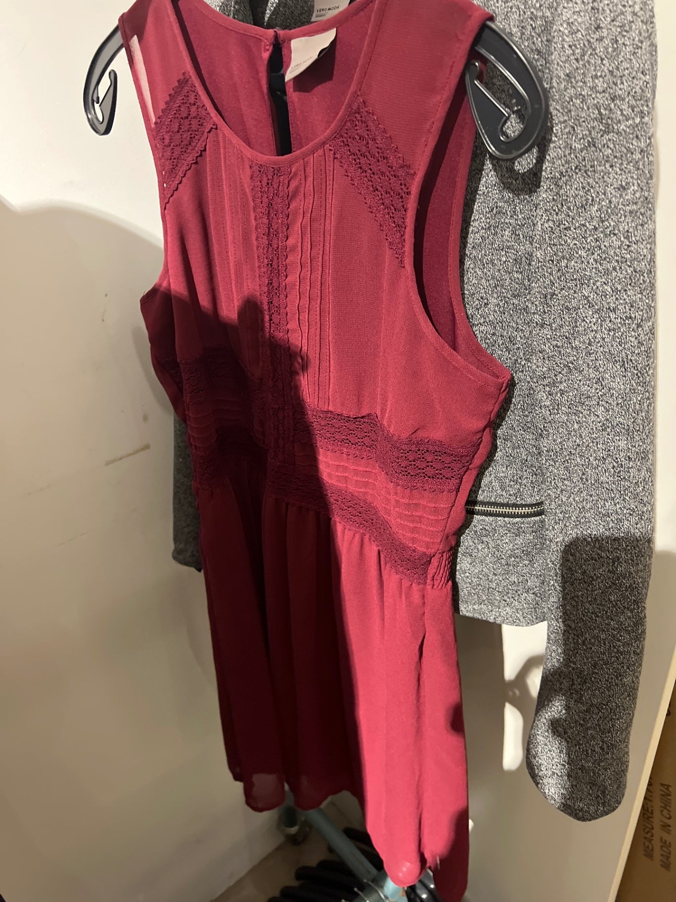 Vero Moda Kleid Bordeauxrot Größe: M