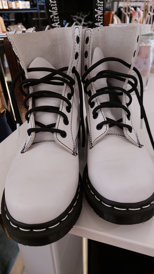 Dr. Martens Stiefel Weiß Größe: 42