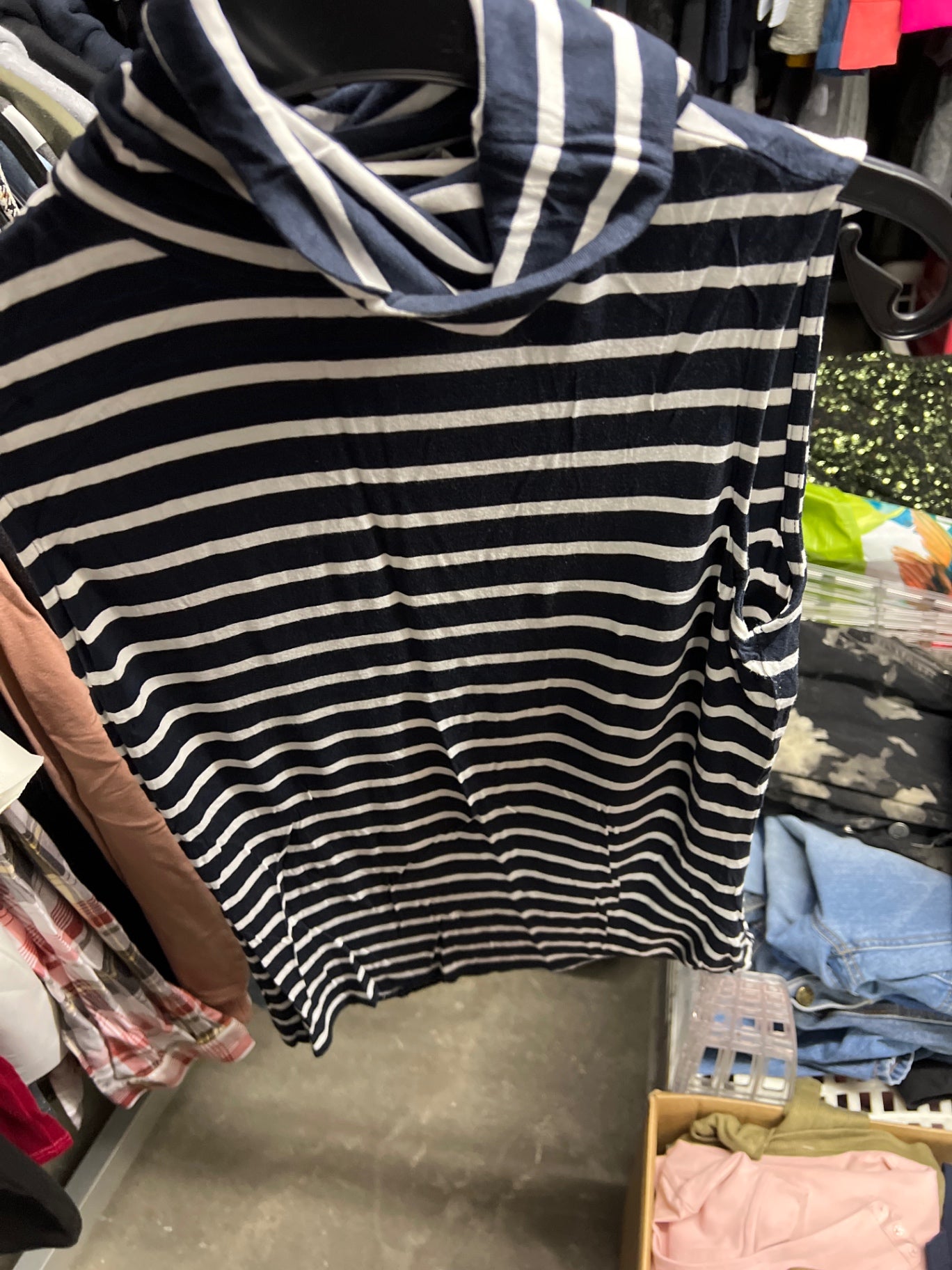 H&M Kragentop Blau-weiß gestreift Größe: M