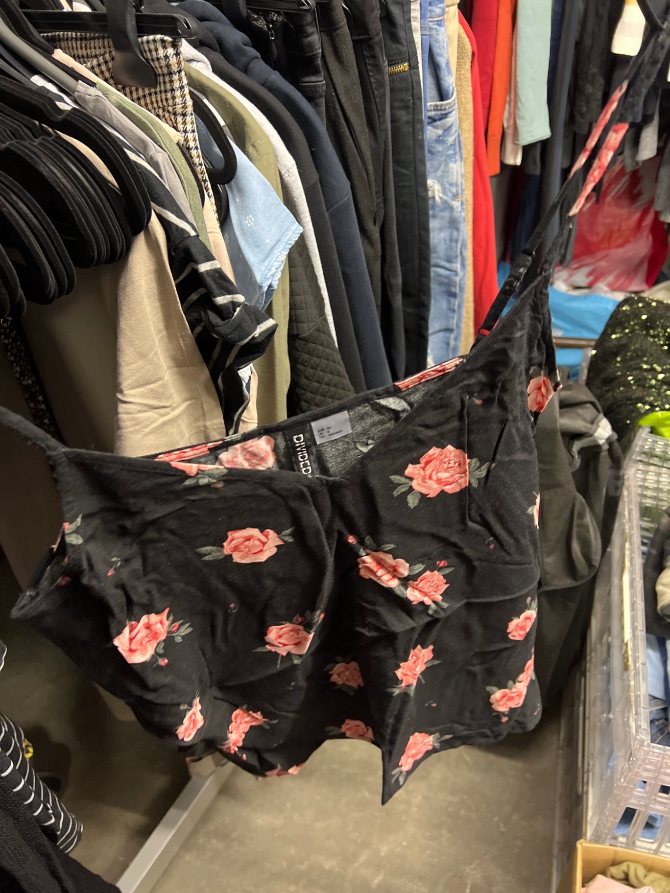 H&M Top Schwarz mit rosa Blumen Größe: 36