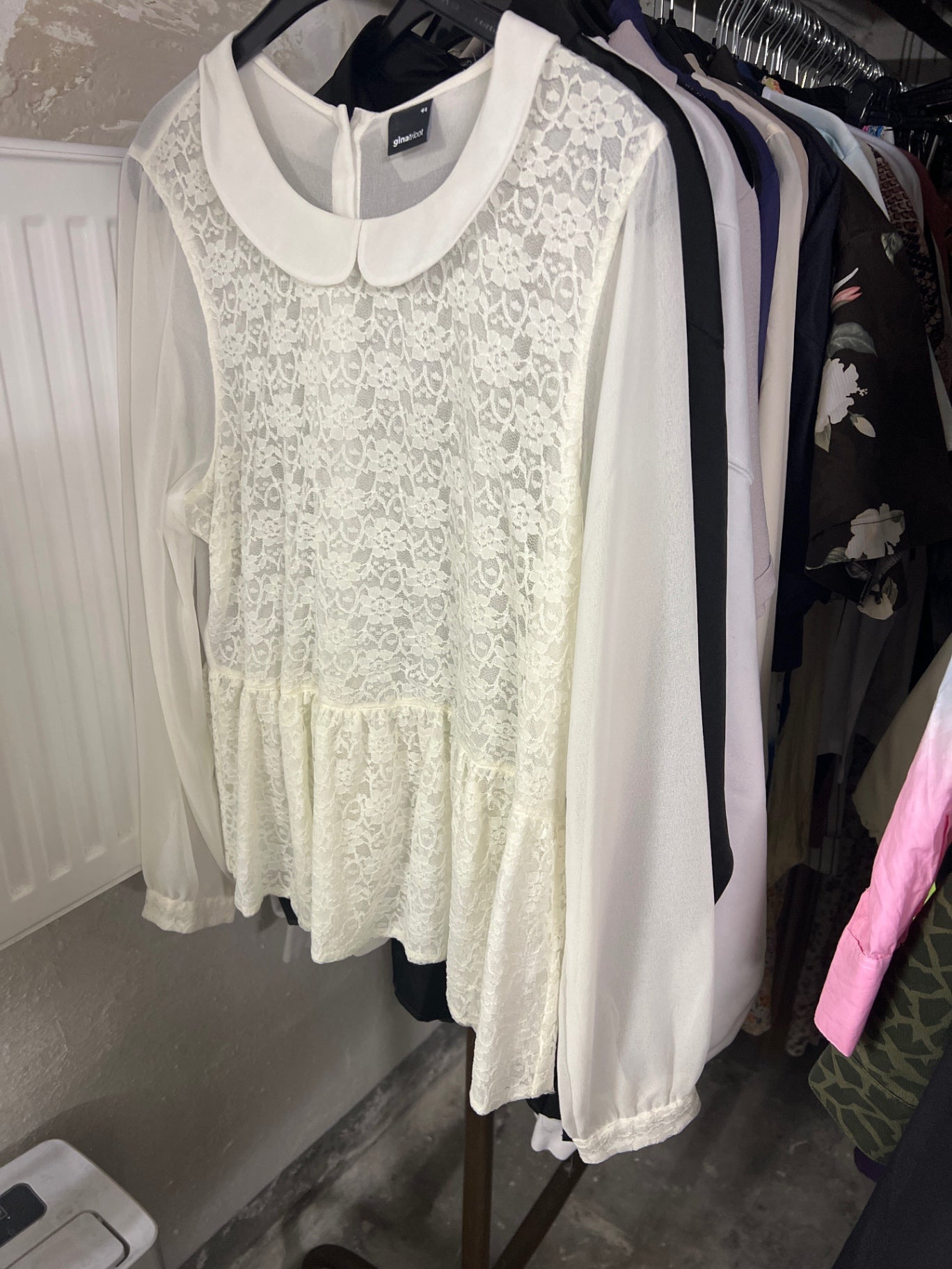 Gina Tricot Bluse Weiß Größe: 44