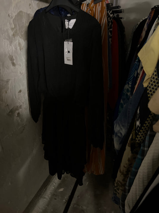 Sisters Point Kleid Schwarz Größe: S