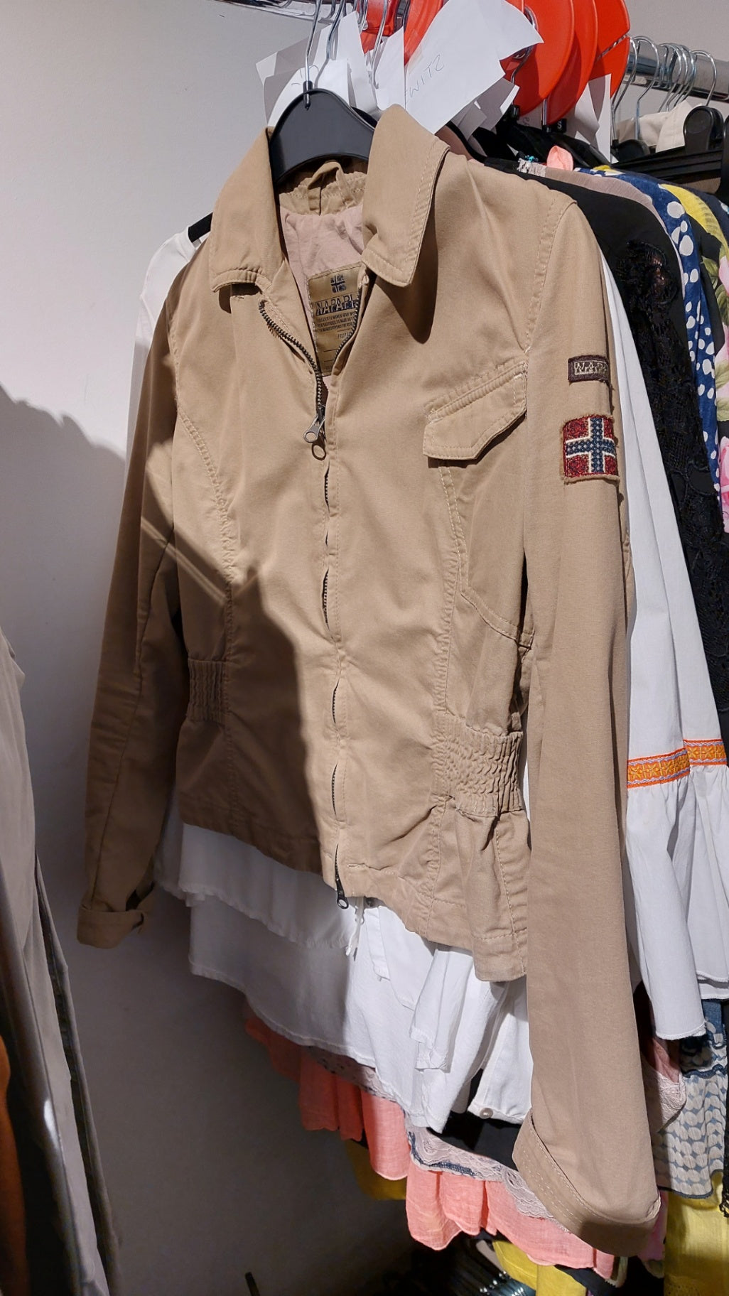 NAPAPIJRI Jacke Beige Größe: S