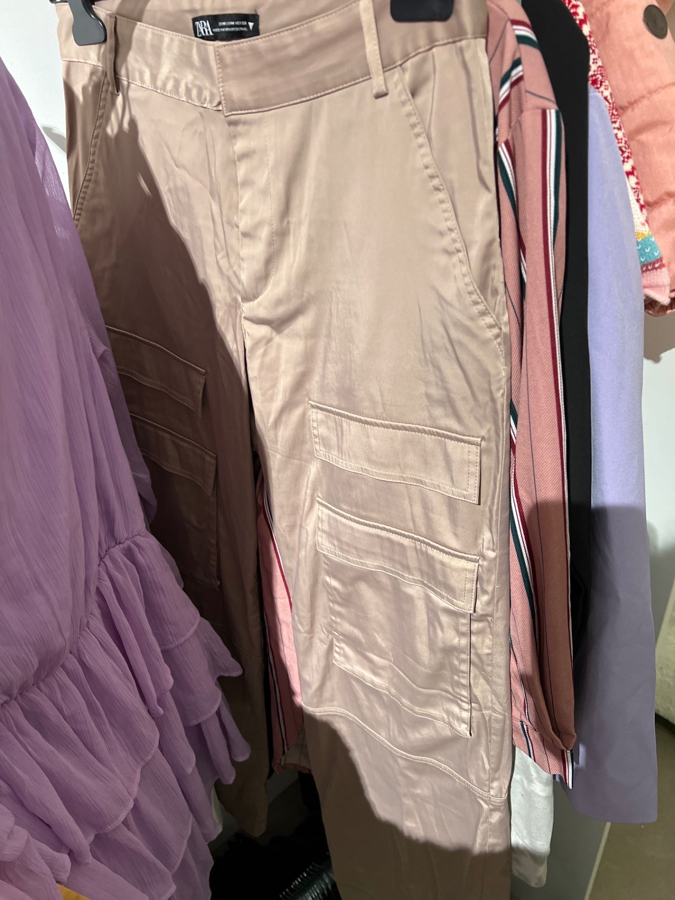 Zara Cargo-Hose Beige Größe: M