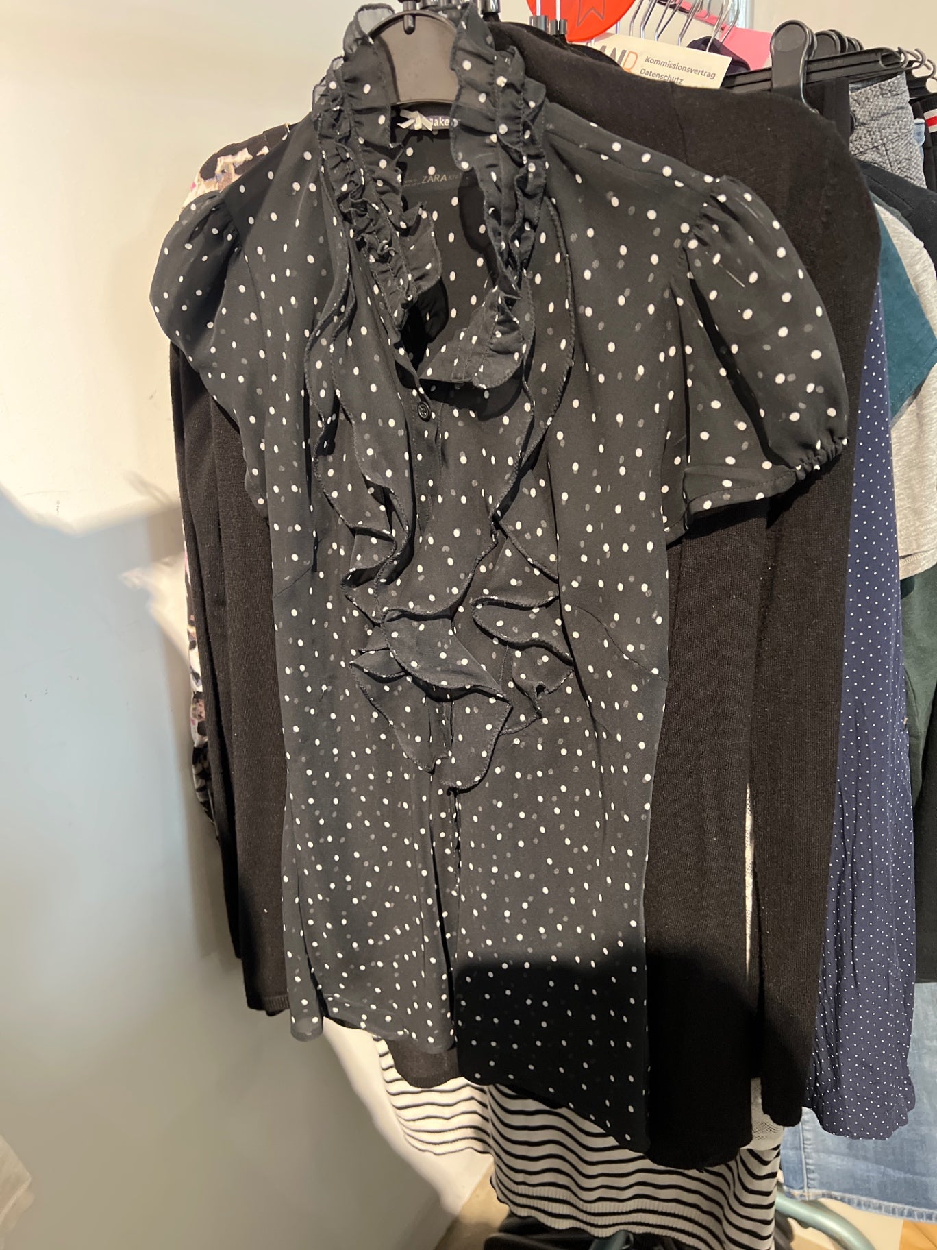 Jake*s Bluse Schwarz mit weißen Punkten Größe: S