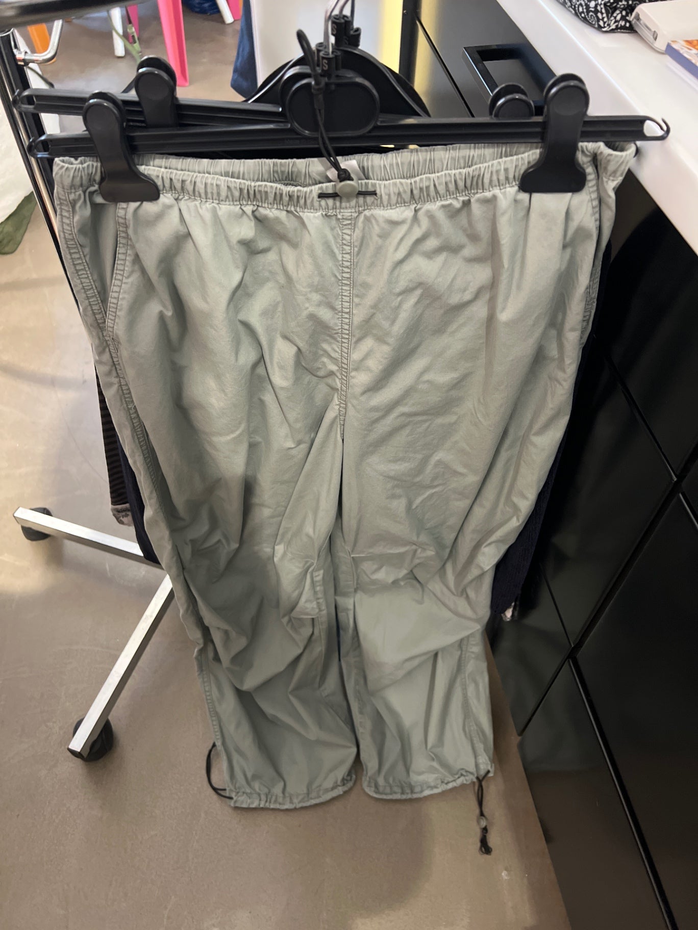 H&M Hose Hellgrün Größe: S
