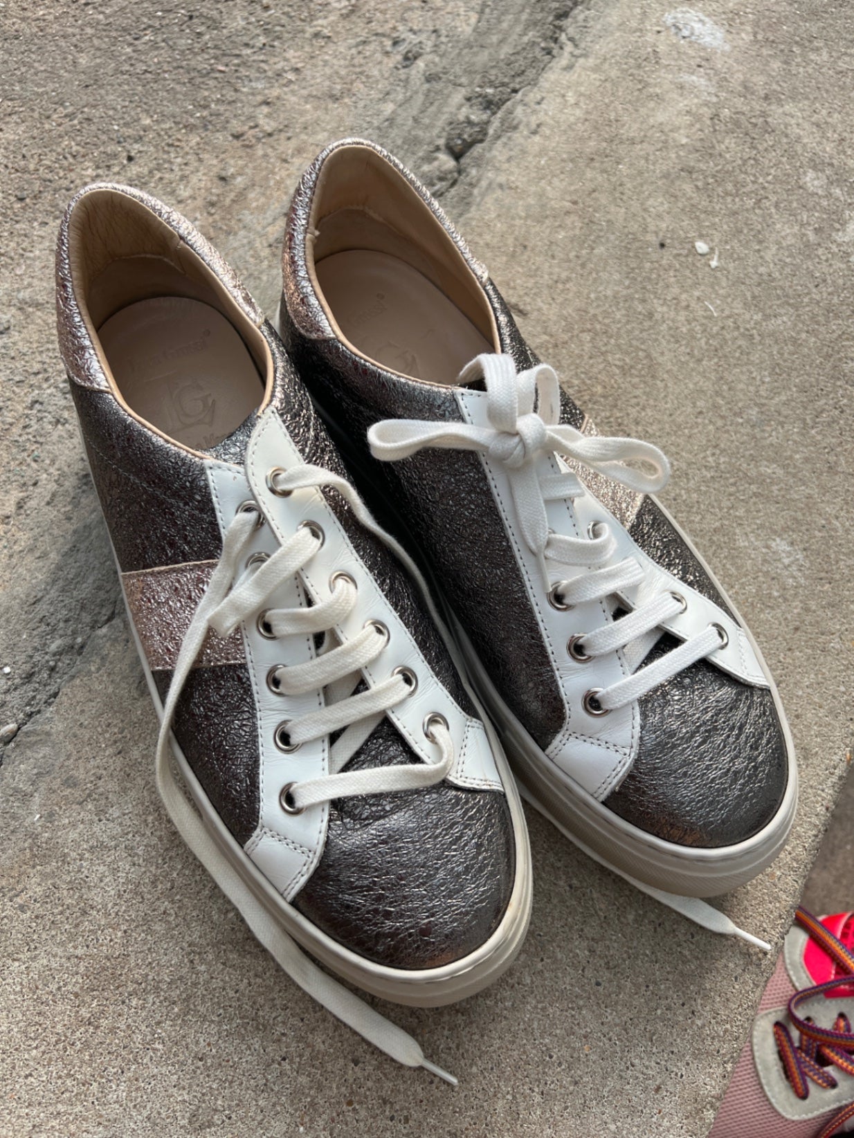 Luca Grossi Sneaker Braun und Weiß Größe: 39