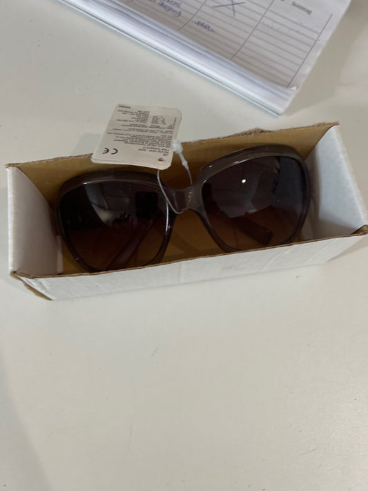 NEU AVON Sonnenbrille Schwarz