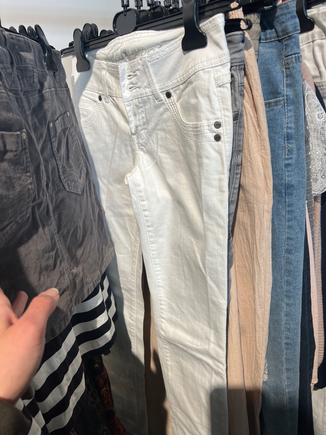 EDC Jeans Weiß Größe: XS