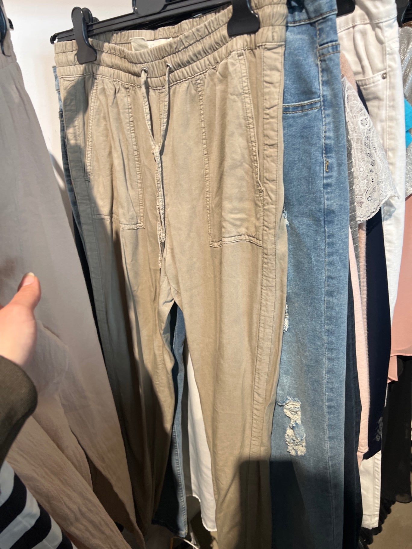 H&M Hosen Beige Größe: M
