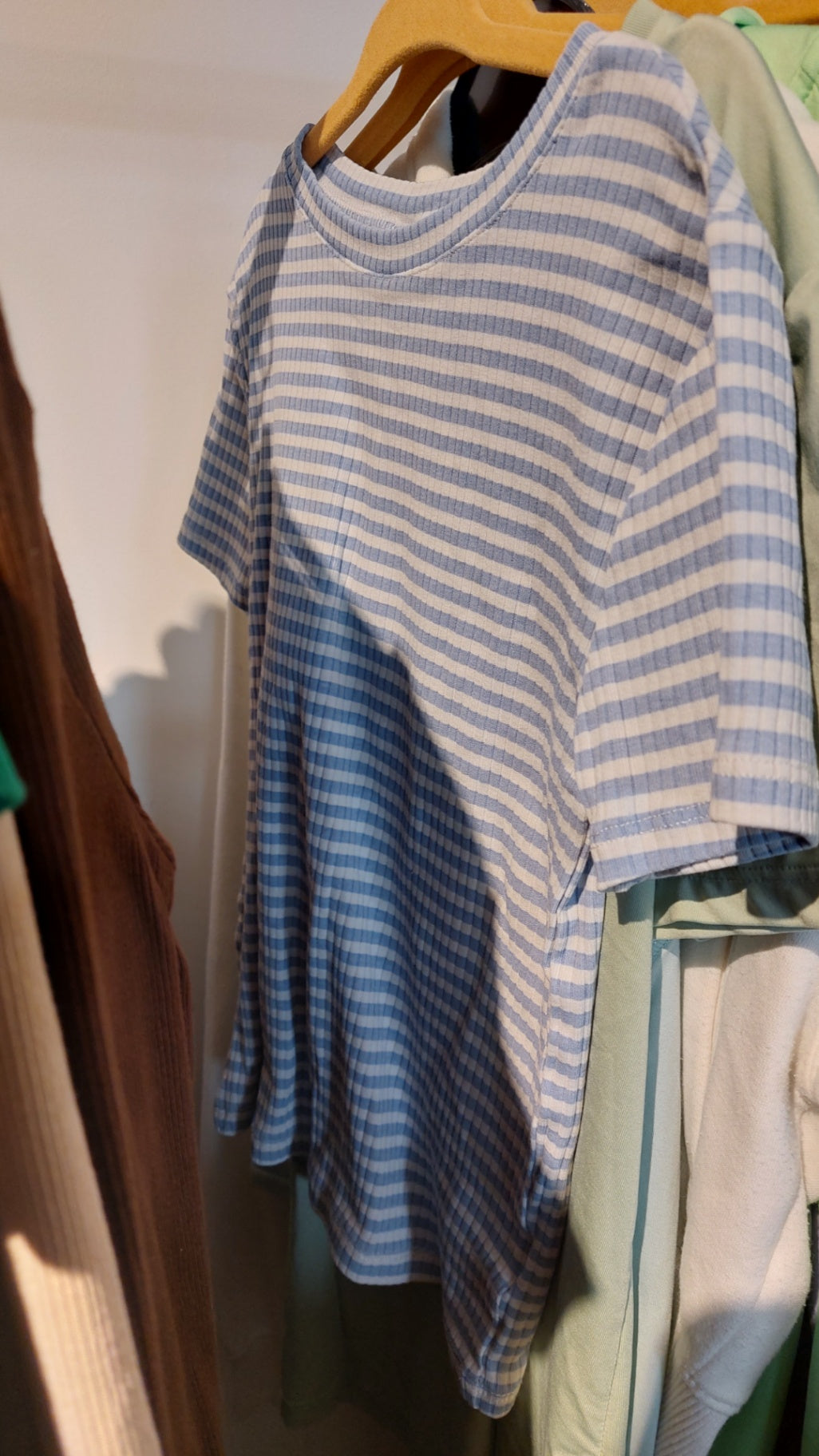 H&M T-Shirt Blau/weiß gestreift Größe: 146