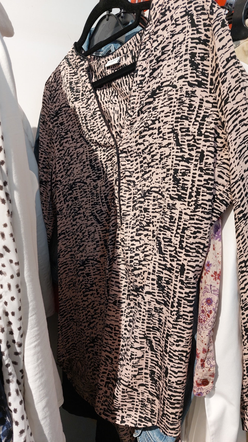 YDJ Bluse Rosé mit Schwarz Größe: S