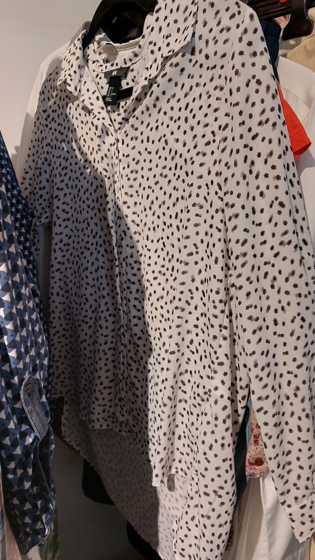 H&M Bluse Weiß m. braunen Punkten Gr: XS
