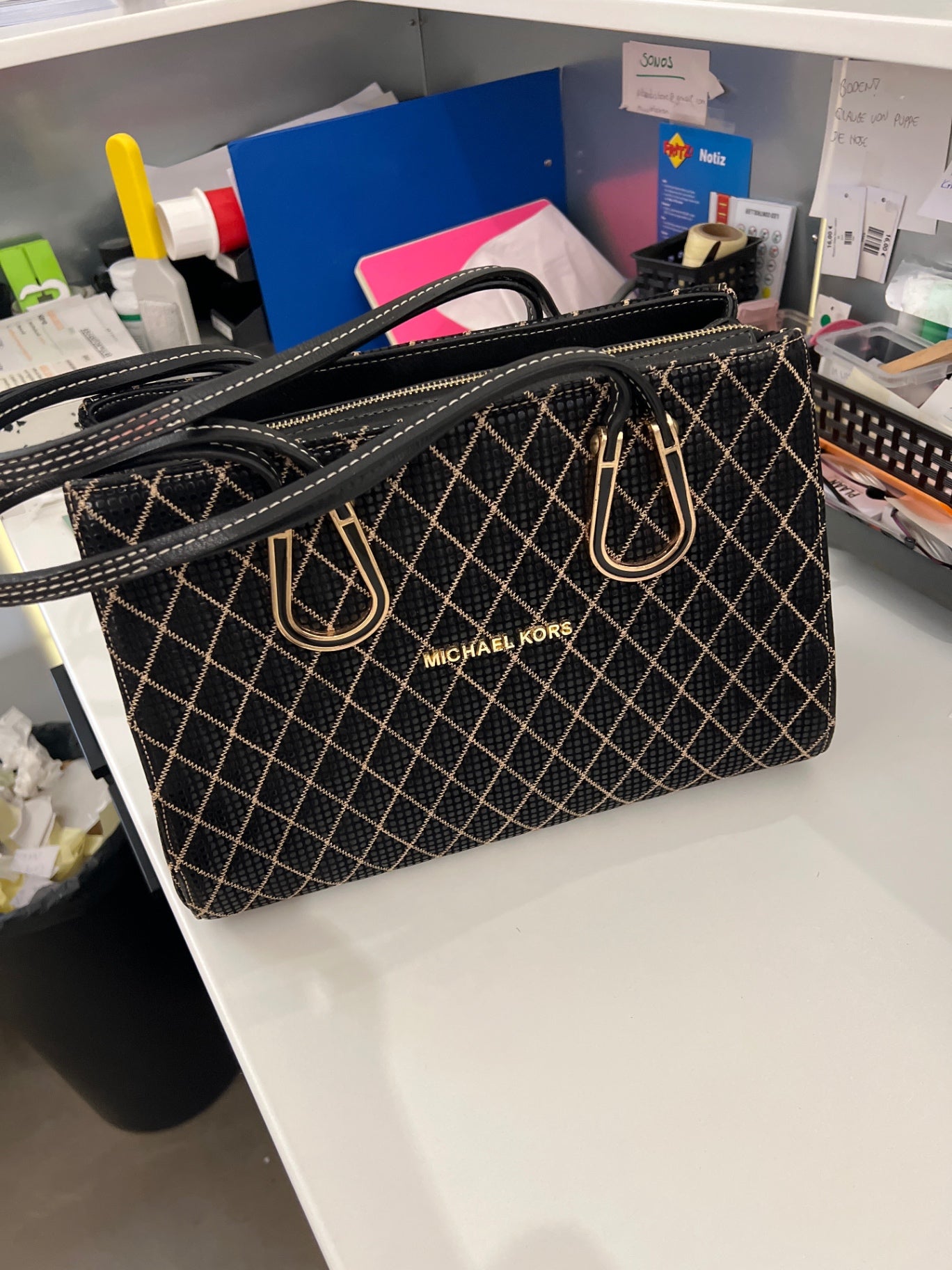 Michael Kors Tasche Schwarz Gold