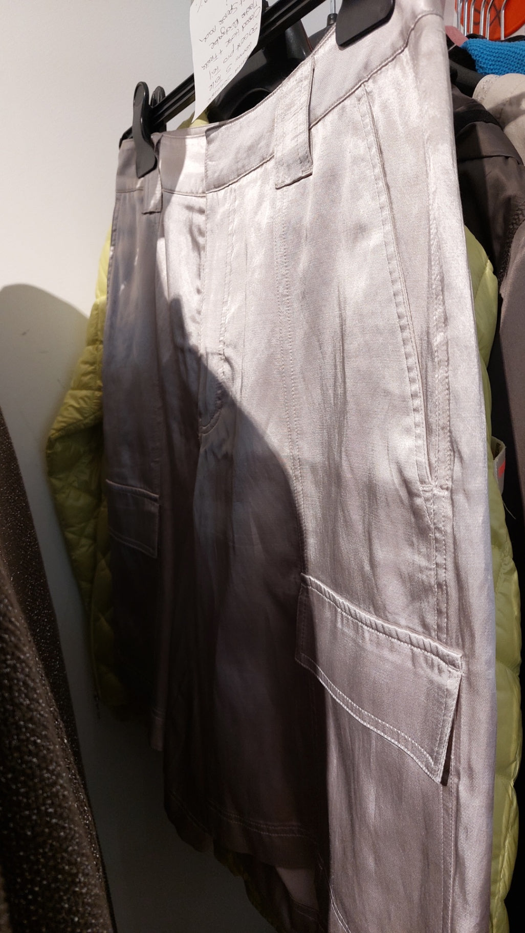 Closed Kurze Hose Silber Größe: 26